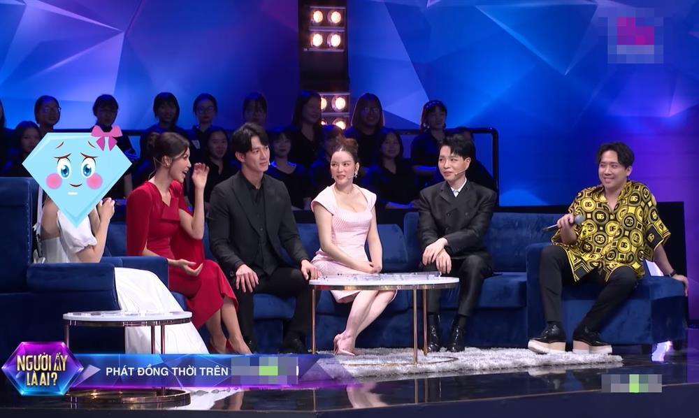 Minh Tú thế chỗ Hương Giang như lời đồn, cõi mạng nổi sóng-2