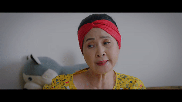 Loving the Sunny Day Returns 2 episodes 18, Mrs. Nga is heartbroken when Trang is happy with her biological mother-3