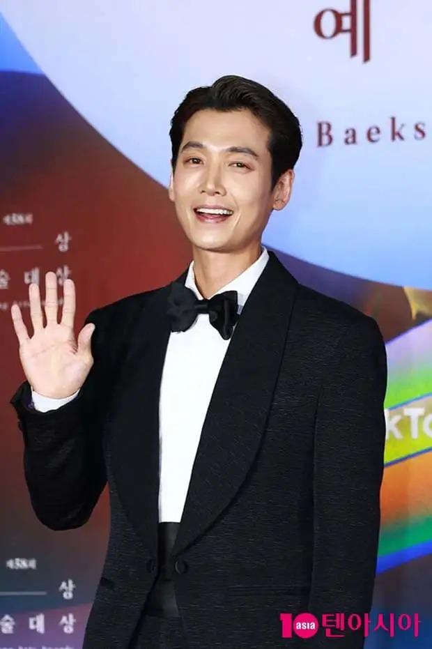 3 cặp đôi được đẩy thuyền hợp tác sau lễ trao giải Baeksang-9