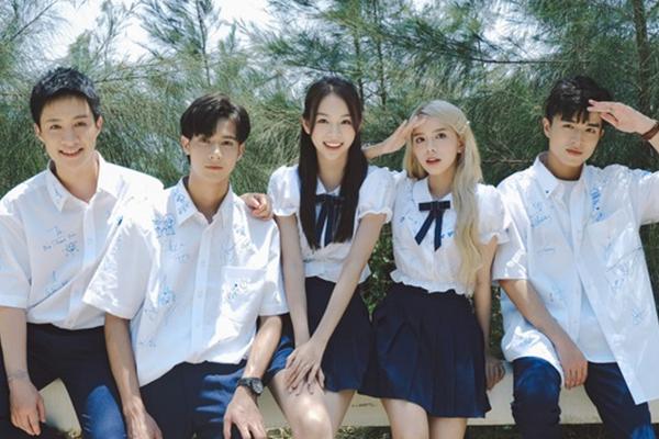 Nhóm nhạc của Phí Phương Anh đạo nhái BLACKPINK để được chú ý?-8