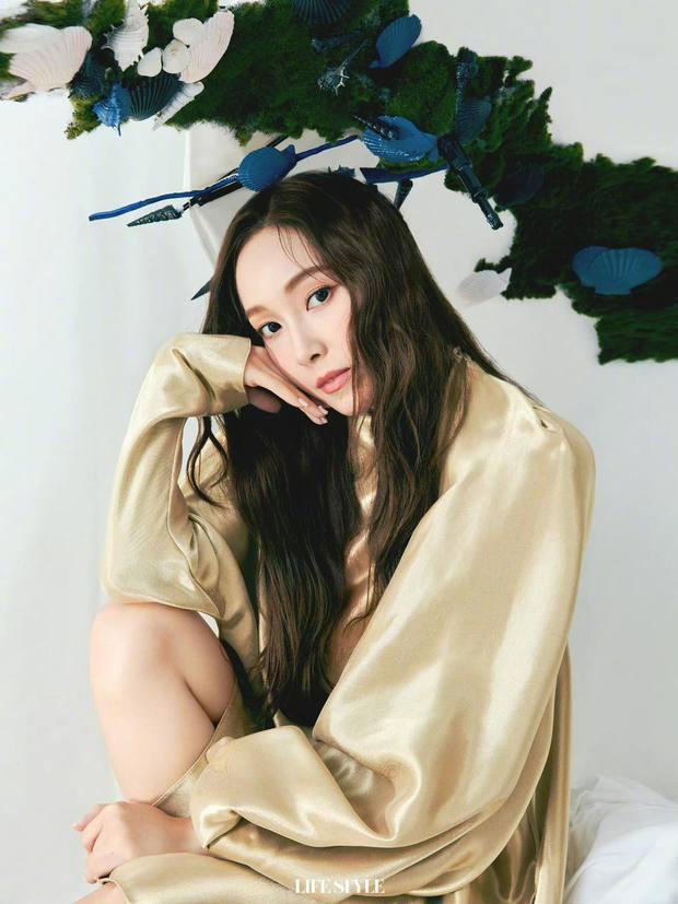 Jessica hé lộ 8 thành viên SNSD hợp sức đuổi thẳng cô khỏi nhóm?-1