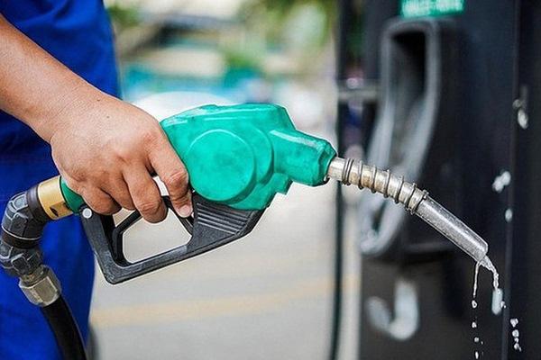 Gasoline price increases to 30,000 VND/liter