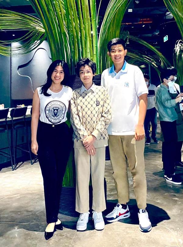 Con trai Kim Thư 15 tuổi cao gần 1m90-1