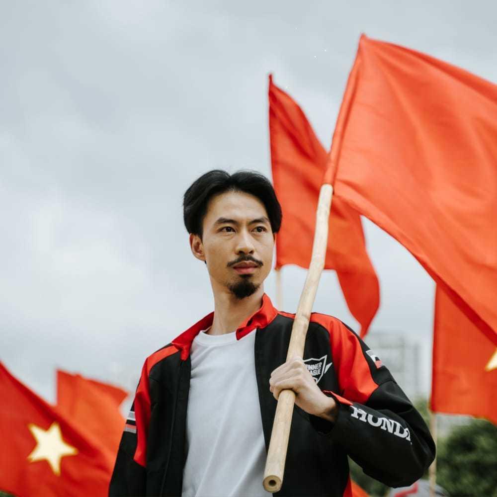 Đen Vâu thanh minh về MV bị nghi cổ súy bạo lực phụ nữ-5