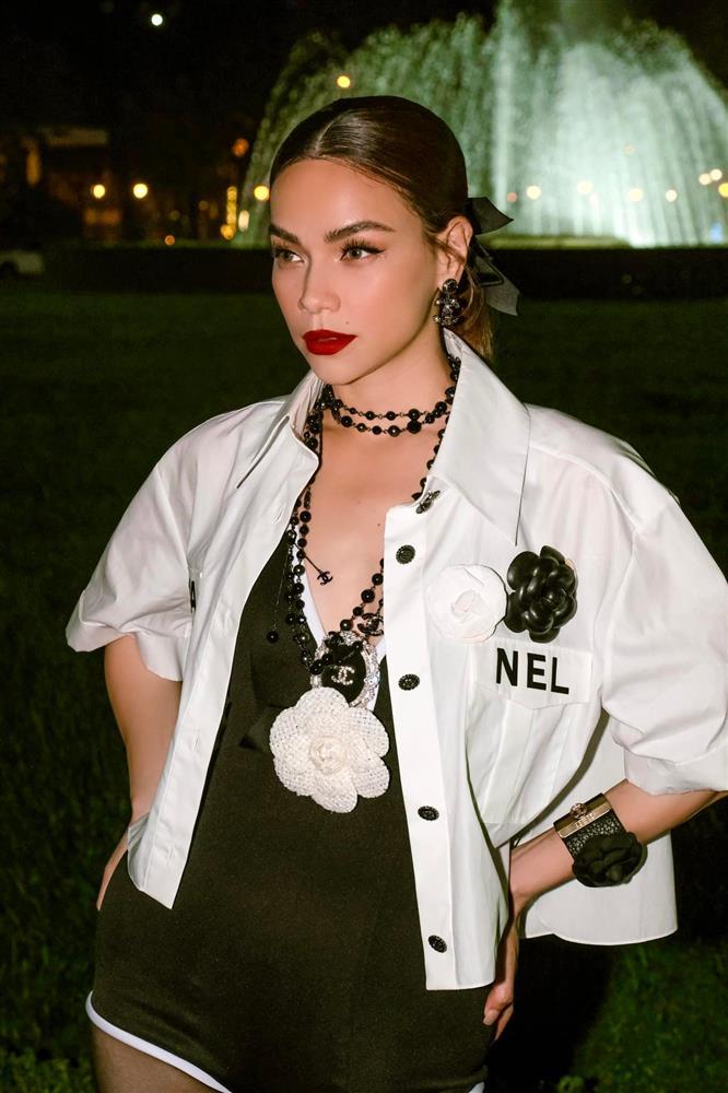 Hồ Ngọc Hà bị tung ảnh dìm hàng nhưng nhan sắc vẫn cân dàn-5