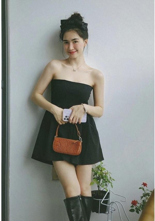 Mẹ bỉm Hoà Minzy mách nước mix đồ gợi cảm xinh như công chúa-2