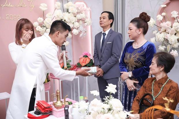 Mạc Văn Khoa vác cả núi đồ về Hải Dương chuẩn bị siêu đám cưới-2