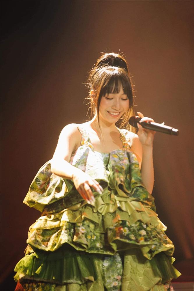 Mỹ Anh hé lộ pha giật mic đi vào lịch sử với bé Xuân Mai-1