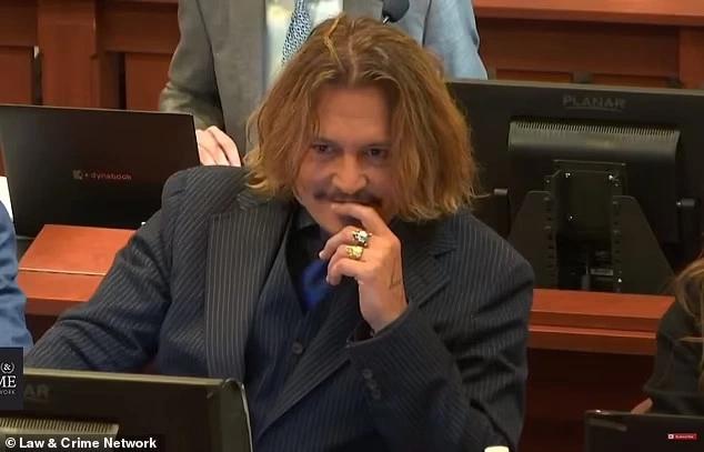 Hành động cười đùa ở tòa gây bất lợi cho Johnny Depp-3