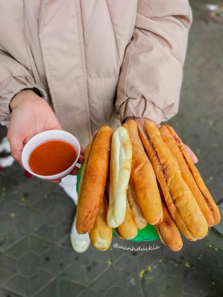 Bánh mì que, món ăn bình dân quá đỗi tự hào của người dân đất Cảng-7