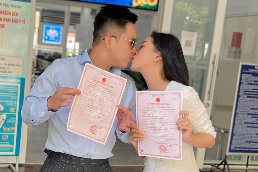 MC Lieu Ha Trinh and overseas Vietnamese boyfriend get married