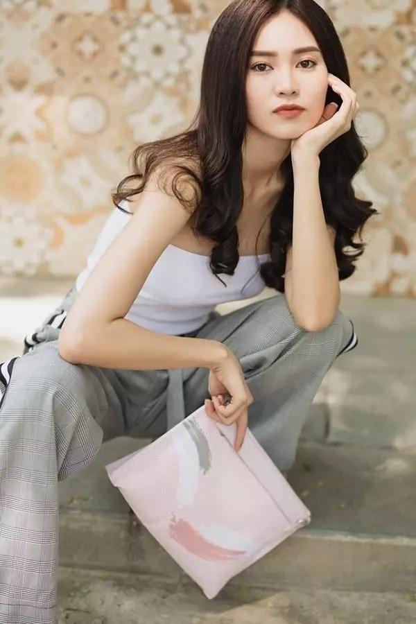 Lan Ngọc tung ảnh mặt học sinh ngực phụ huynh hậu tin đồn dao kéo-8