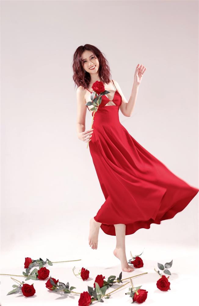 Hương Giang xác nhận chia tay Đình Tú, Huyền Lizzie bị réo tên-2