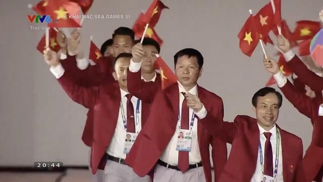 MC Đức Bảo dẫn chào bằng 11 thứ tiếng tại khai mạc SEA Games 31-4