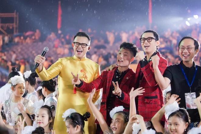 MC Đức Bảo dẫn chào bằng 11 thứ tiếng tại khai mạc SEA Games 31-5