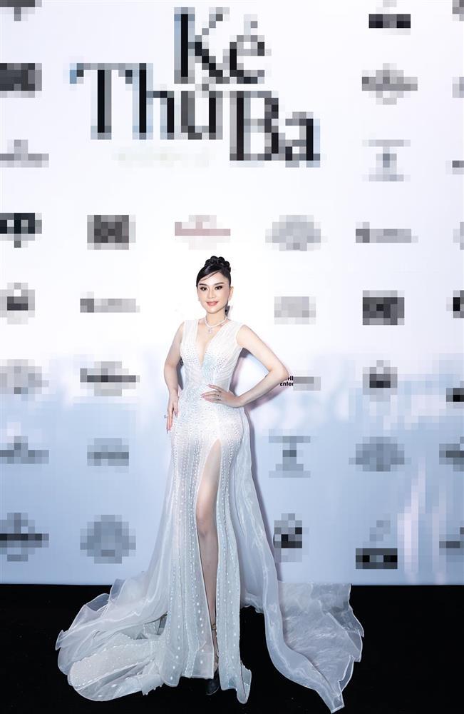 Dự sự kiện Lý Nhã Kỳ, Lâm Khánh Chi lồng lộn át cả nữ chủ nhân-2