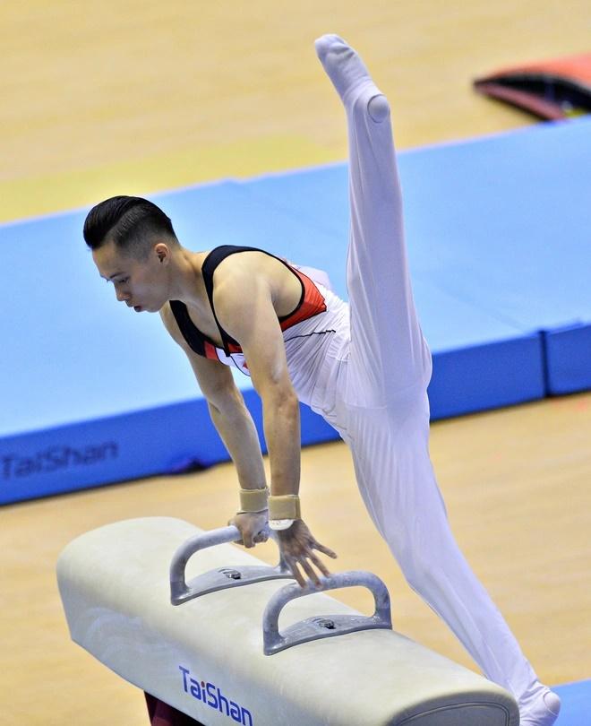 Hot boys gymnastics bring home gold medals for Vietnam-2