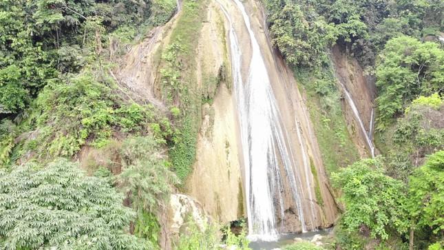 Chiêm ngưỡng Thác nước Nàng tiên ở Tây Bắc-3