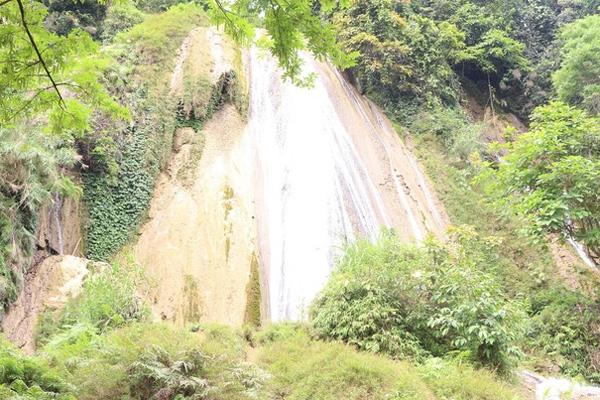 Admire the Fairy Waterfall in the Northwest