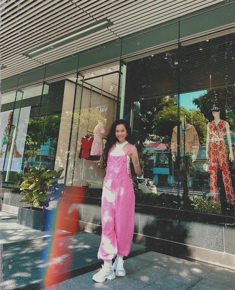 Ở ngưỡng tứ tuần, Hiền Thục mix đồ dễ thương hack tuổi-2