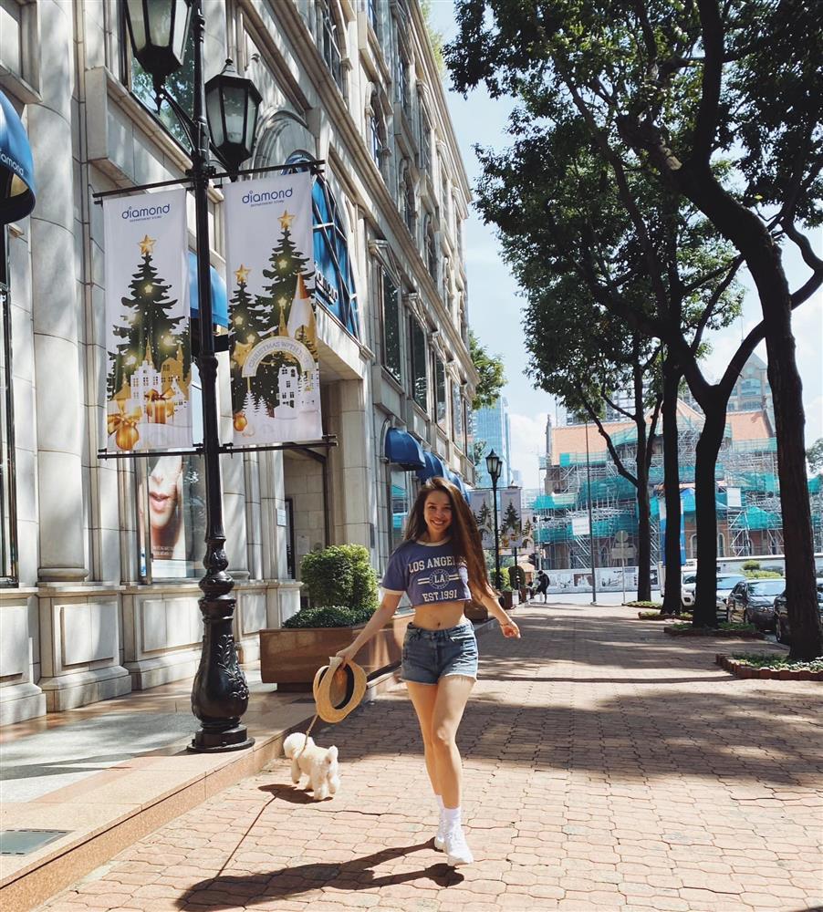 Ở ngưỡng tứ tuần, Hiền Thục mix đồ dễ thương hack tuổi-7