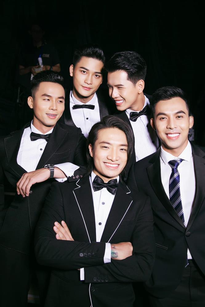 Xuân Lan nhận 6 trò nam, chồng có lo sợ chuyện nhạy cảm?-4