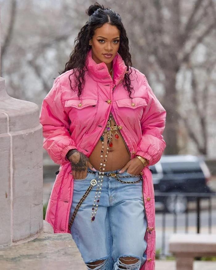 Bà bầu chất nhất Hollywood Rihanna, bầu to vẫn gợi cảm, hầm hố-5