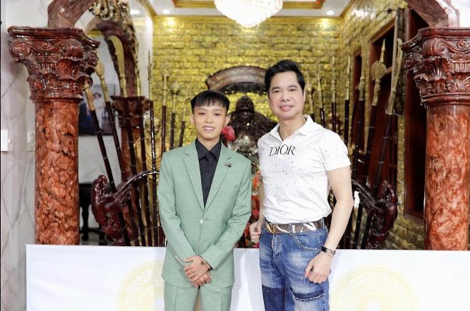 Ngọc Sơn nhận Hồ Văn Cường là truyền nhân, netizen đau lòng giùm Phi Nhung-1