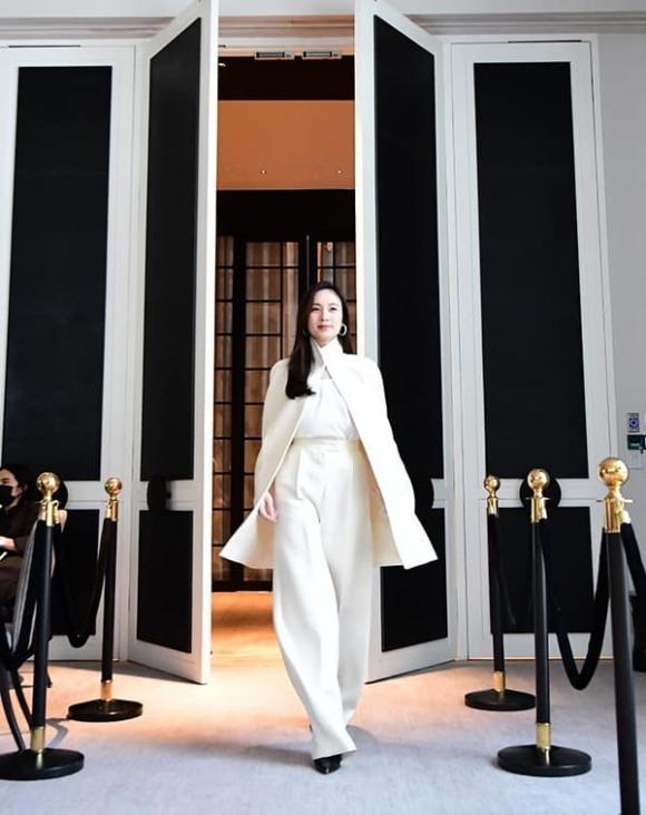 Nhan sắc Hoa hậu Chuyển giới đẹp nhất Thái Lan Nong Poy tuổi 36-1