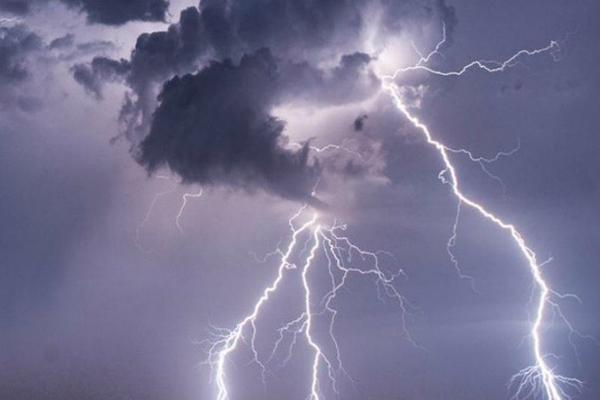 Ba người bị sét đánh chết ở Thừa Thiên - Huế và Quảng Trị-4