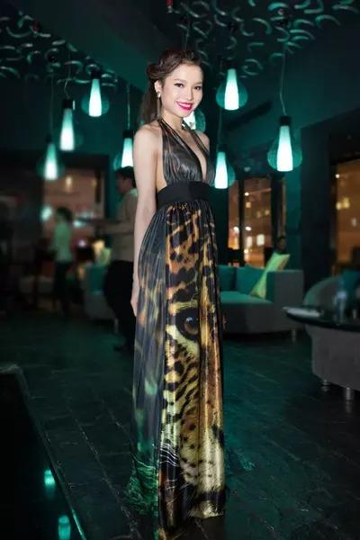 Phương Trinh Jolie từng vọt lên 75kg khi mang thai con đầu lòng-6