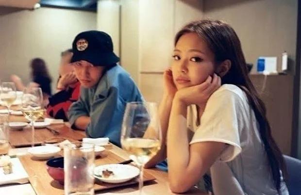 G-Dragon đăng ảnh mới, tự hé lộ tình trạng mối quan hệ với Jennie-4