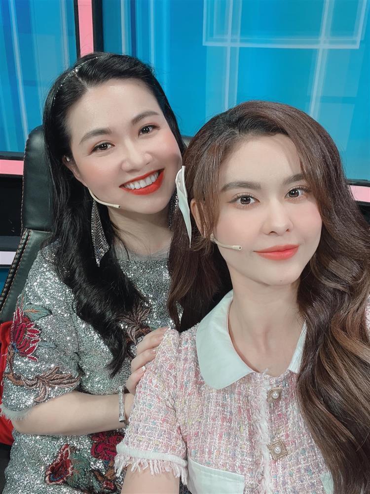 Sao Việt hôm nay 15/5: Vợ chồng Phương Trinh Jolie trăng mật ở đâu?-7