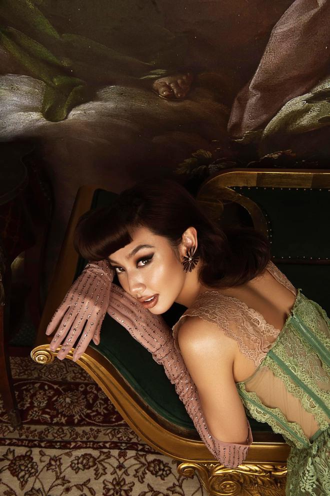 Thùy Tiên biểu cảm 100 hình như 1 khiến dân mạng nhàm chán-2