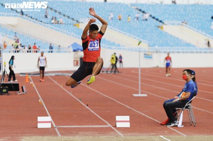 Nguyễn Tiến Trọng là nhà vô địch SEA Games 31 nội dung nhảy xa nam.