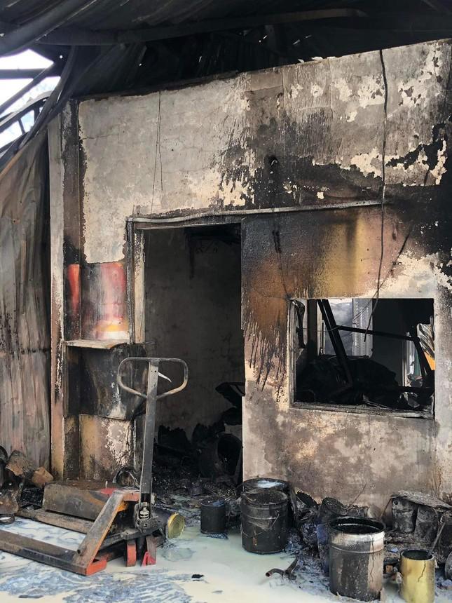 Hà Nội: Nhà xưởng gặp hỏa hoạn trong lúc bị đình chỉ hoạt động-5