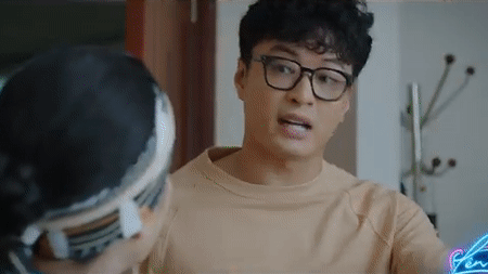 Thương Ngày Nắng Về 2 tập 19, Duy thể hiện tình cảm với Trang trong thang máy-4