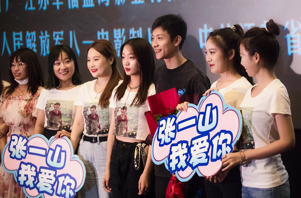 Sao Cbiz coi fan là ‘cơm cha áo mẹ’-4