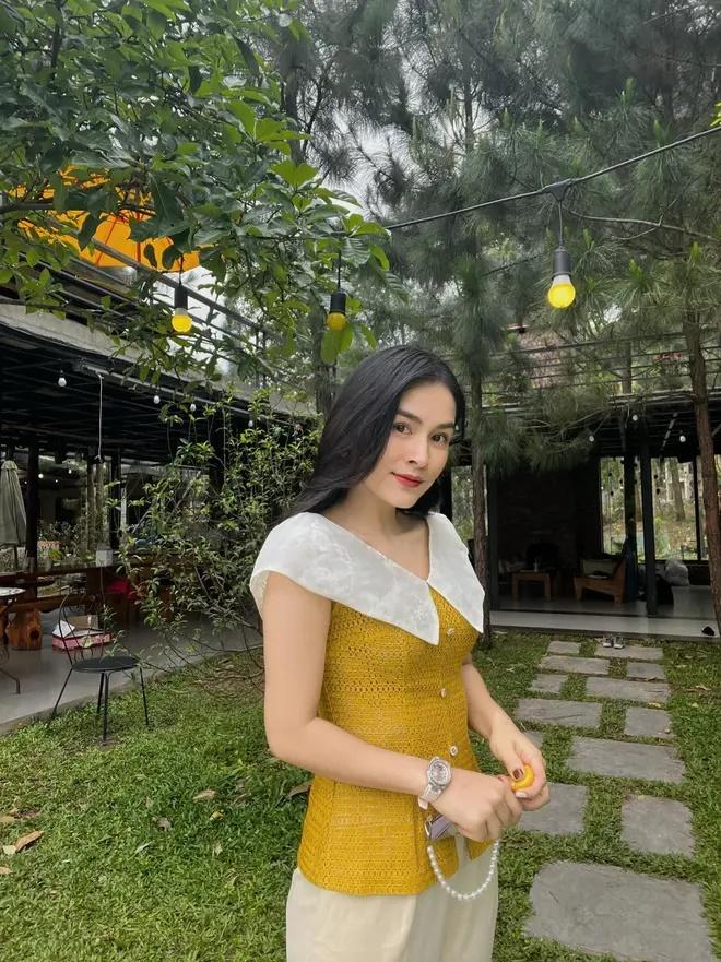 Chuyện tình cầu thủ: Người cầu hôn phố đi bộ, người tán tỉnh 2 năm-9