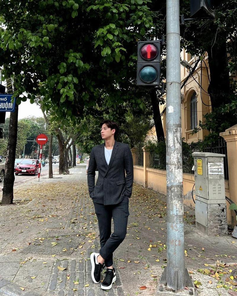 Mê mẩn ngoại hình cực phẩm hot boy cầu lông dự Sea Games 31-6