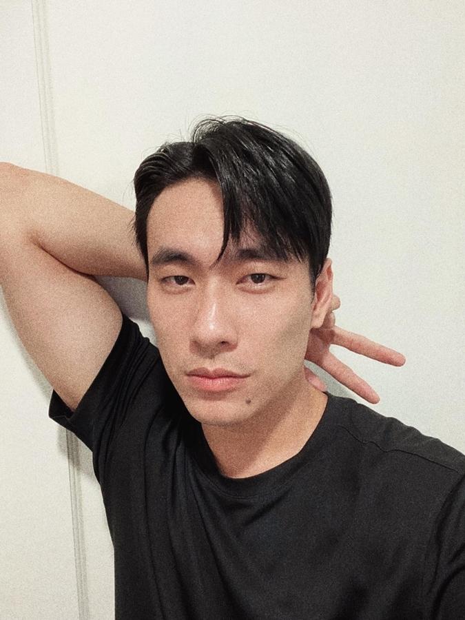 Kiều Minh Tuấn bảnh bao hơn hẳn sau chia tay Cát Phượng-4