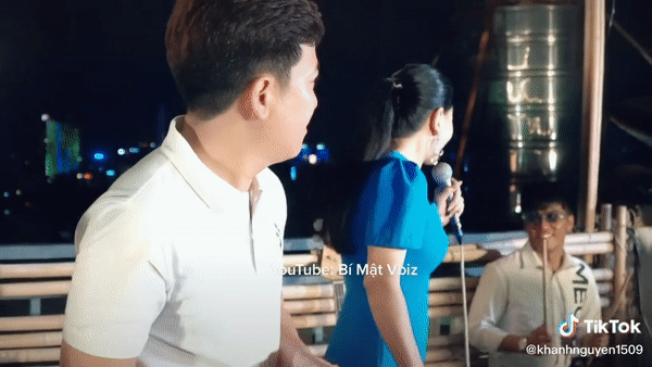 Did Truong Giang lose his soul when Cat Phuong asked to sing lovelorn music-5