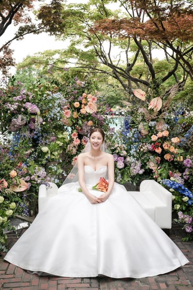 Revealing the wedding of the beauty Son Dam Bi and her boyfriend Lee Kyou Hyuk-4
