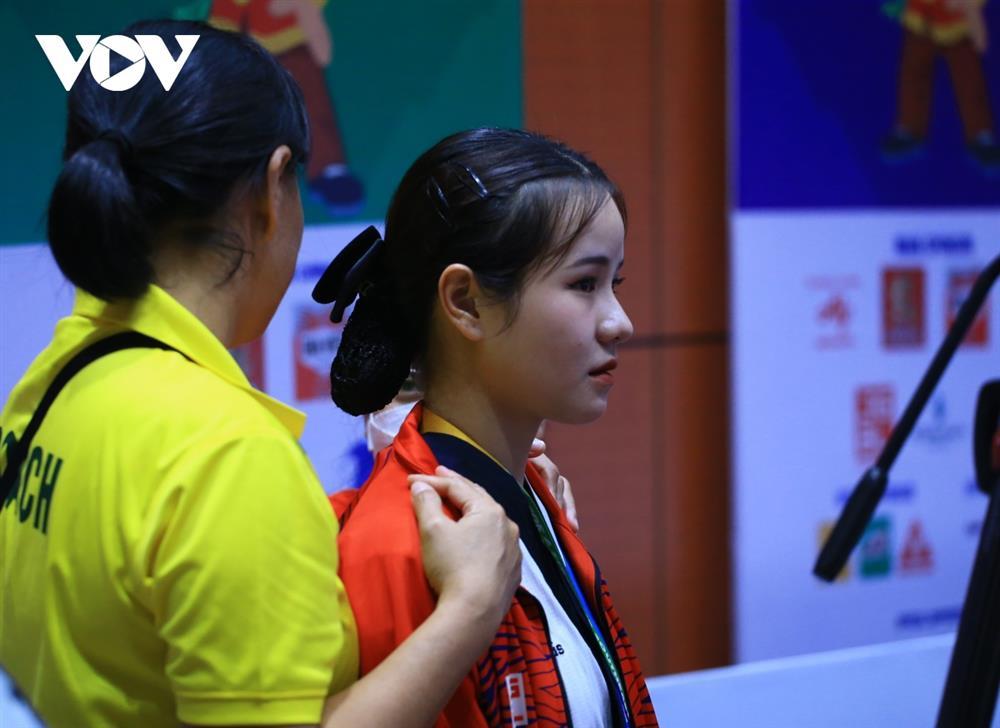 Nữ VĐV Taekwondo Việt Nam ngấn lệ khi tuột HCV-4