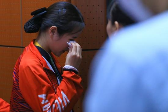 Nữ VĐV Taekwondo Việt Nam 'ngấn lệ' khi tuột HCV
