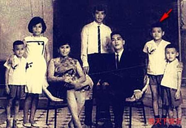 Cuộc đời đẹp như mơ của Triển Chiêu gốc Việt duy nhất trong lịch sử-2