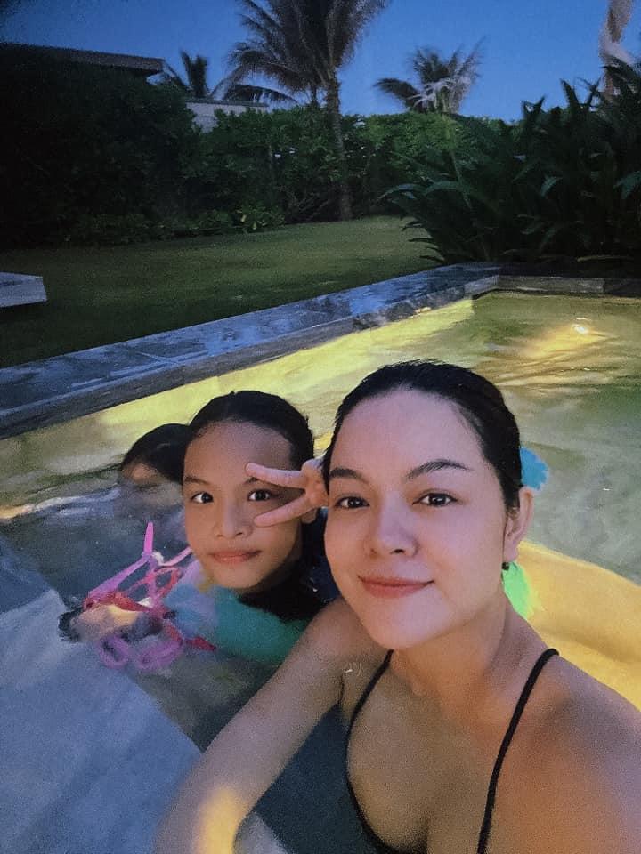 Phạm Quỳnh Anh bắt đầu vỡ nét, tăng cân chóng mặt thai kỳ cuối-3