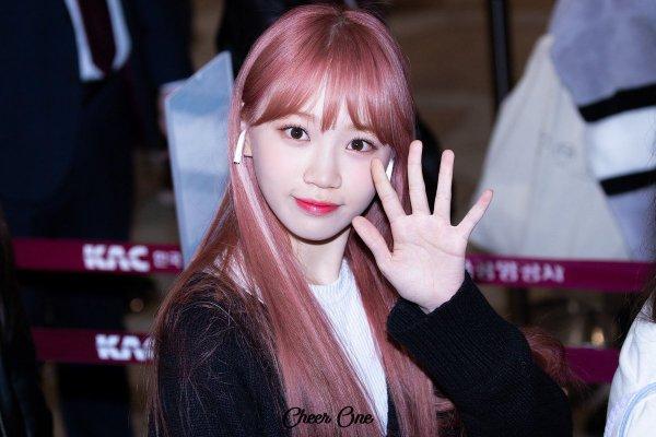 Em gái BTS: Gian lận, bạo lực học đường và loạt ảnh nhạy cảm-7