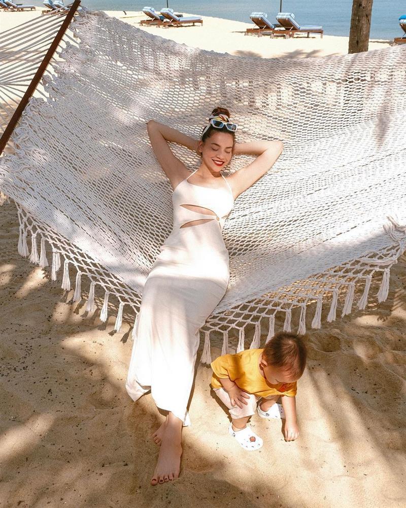 Sao Việt mặc gì khi đổ về Đà Nẵng - Hội An sống ảo hè này?-3