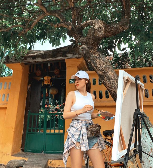 Sao Việt mặc gì khi đổ về Đà Nẵng - Hội An sống ảo hè này?-9